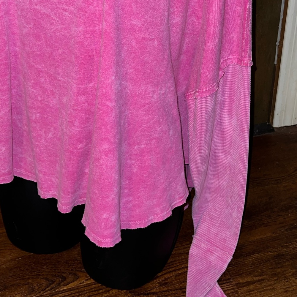 3/$18 Aerie Oversized Pink Contrast Dolman Knit Long Sleeve Pullover Tee Size L - Picture 9 of 14